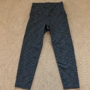 Cute pattern athlete crop leggings!!